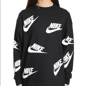 Nike Black and White Sweatshirt